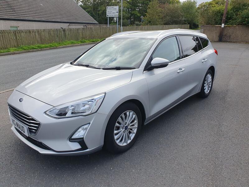 View FORD FOCUS 1.0 T EcoBoost Titanium