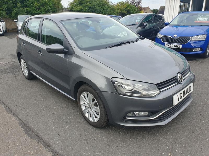 View VOLKSWAGEN POLO 1.2 TSI BlueMotion Tech SE